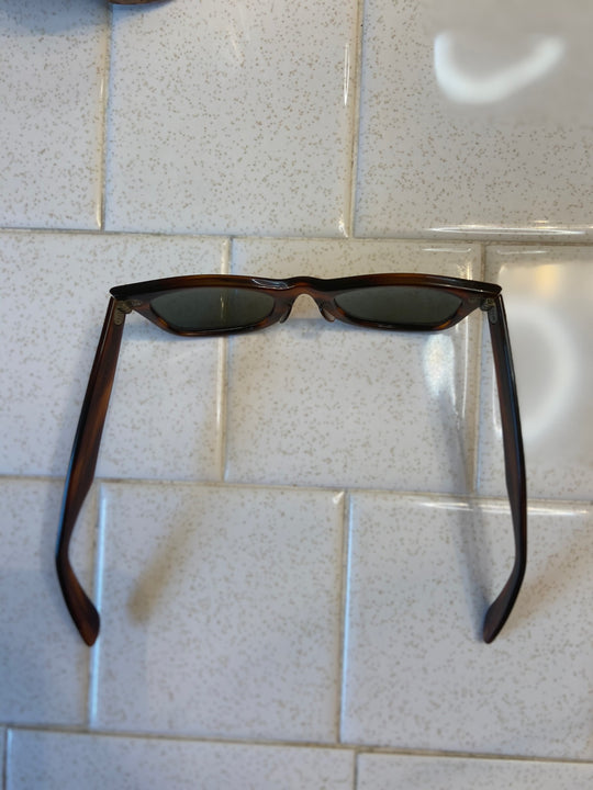 Brown Tortoise Vintage Wayfarer Sunglasses, Ray Ban