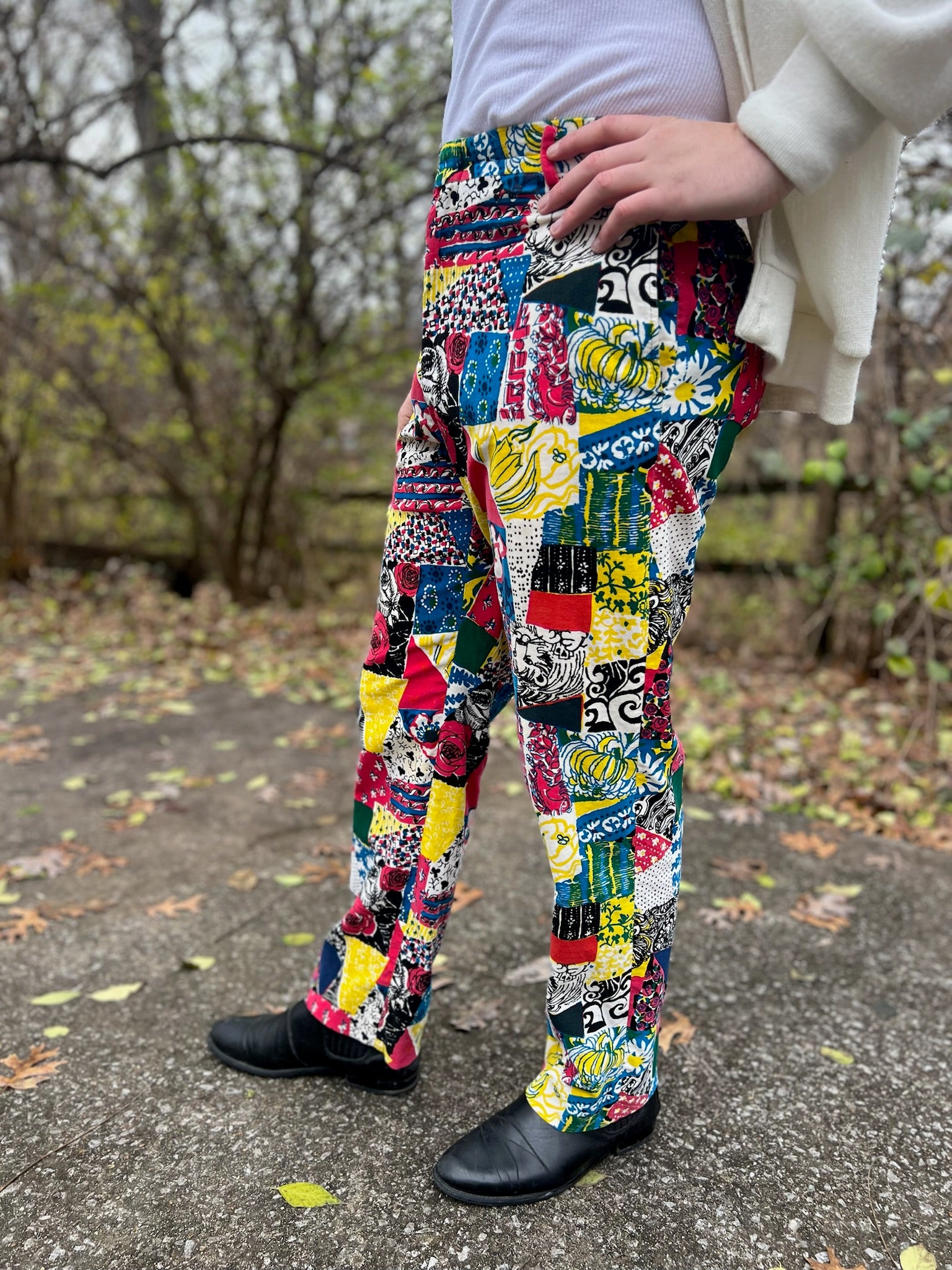 Men's Yellow Red Velveteen Print Pants, Lilly Pulitzer – The Hip