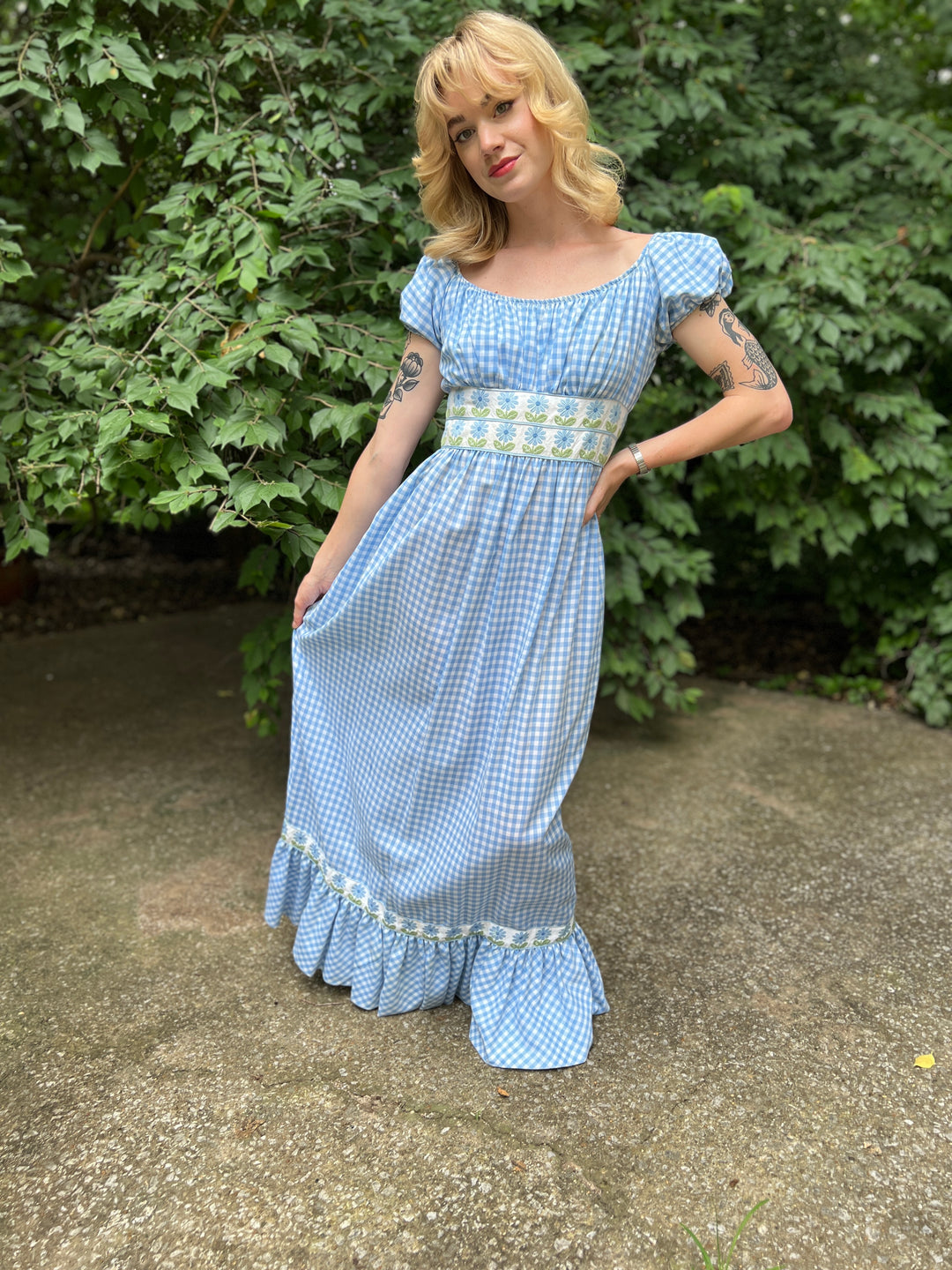 Ladies 70s Blue White Gingham Maxi Dress, Yoked Waist, Lillie Ruben The Hip Zipper Nashville Ladies 70s Blue White Gingham Maxi Dress, Yoked Waist, Lillie Ruben The Hip Zipper Nashville