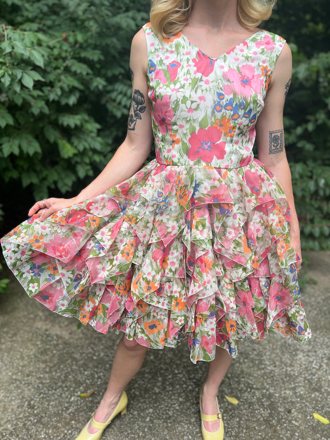 80s Pink White Floral Dress With Tiered skirt