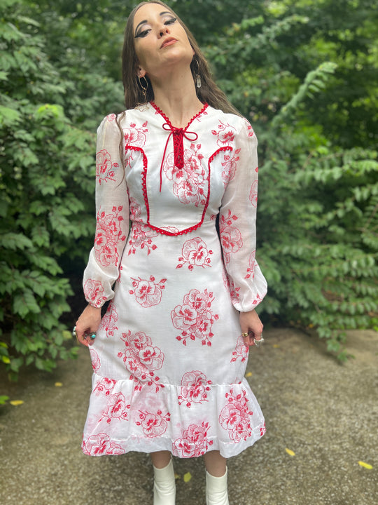 70s White Red Tapestry Floral Dress, Montgomery Ward