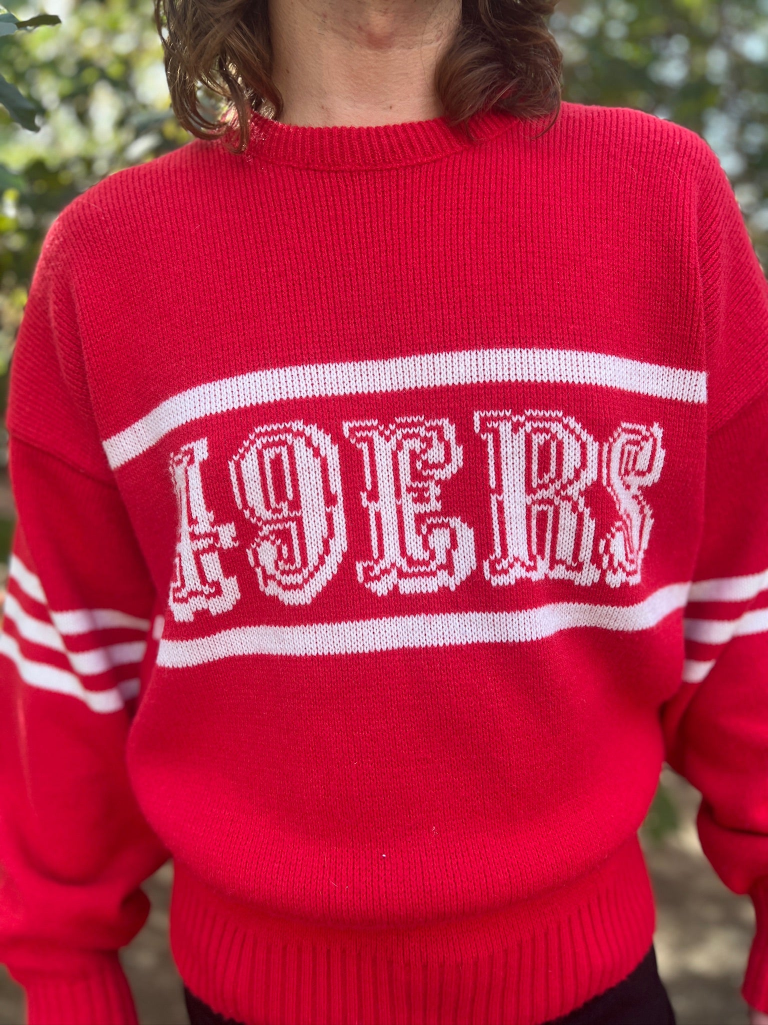 サンフランシスコ 49ers ニットセーター レア 49ers NFL Men's San Francisco 49ers Crew Sweater | Men's Tops | Abercrombie.com