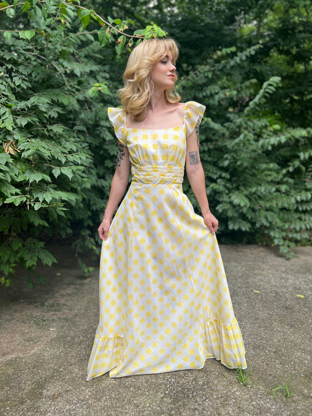 Ladies 70s Yellow & White Gingham Swiss Dot Maxi Dress Ladies 70s Yellow & White Gingham Swiss Dot Maxi Dress