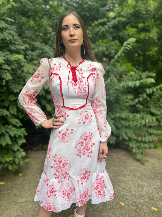 70s White Red Tapestry Floral Dress, Montgomery Ward