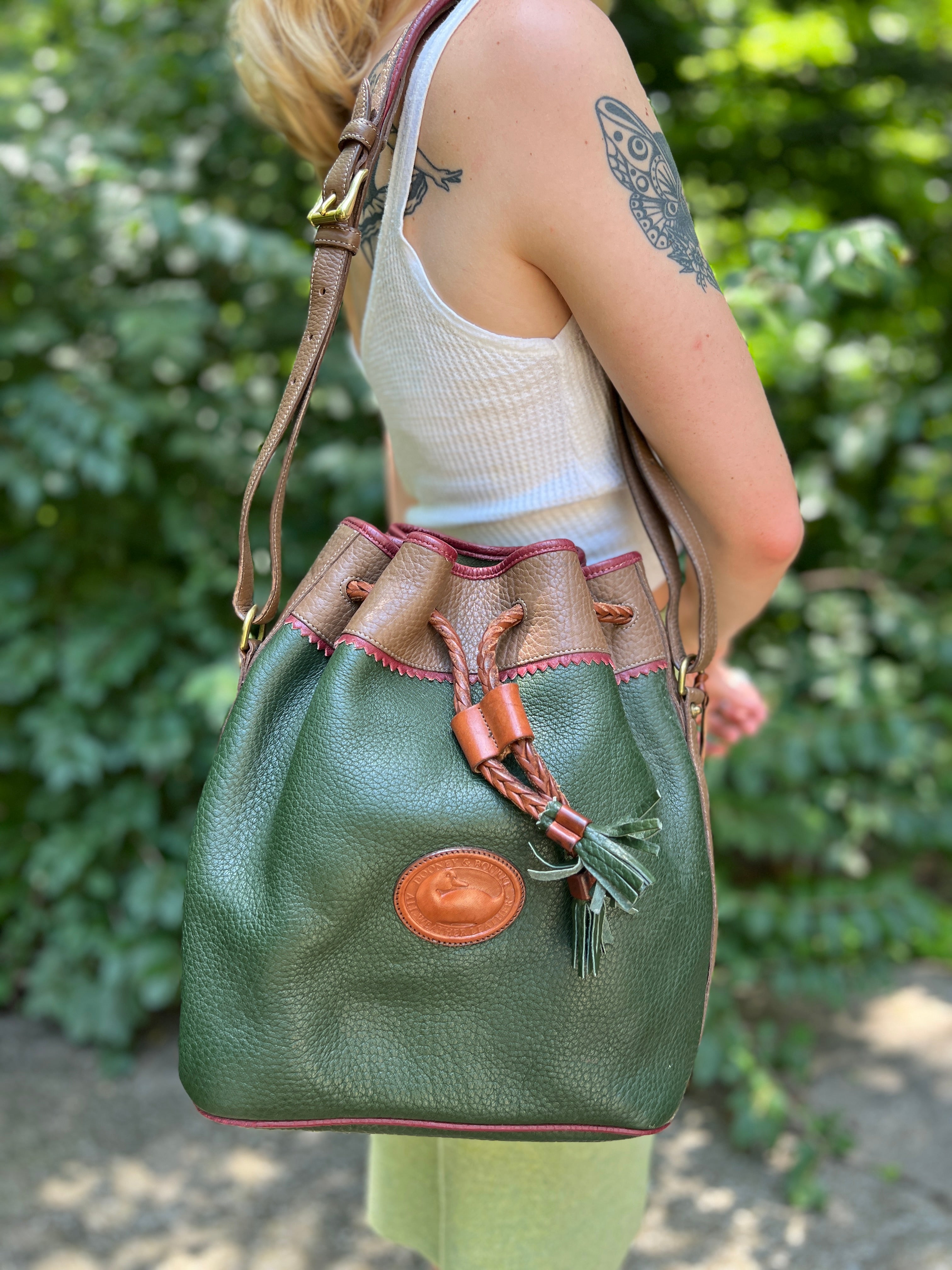 90s Green Tan Leather Bucket Purse Bag Dooney Bourke The Hip Zipper Nashville