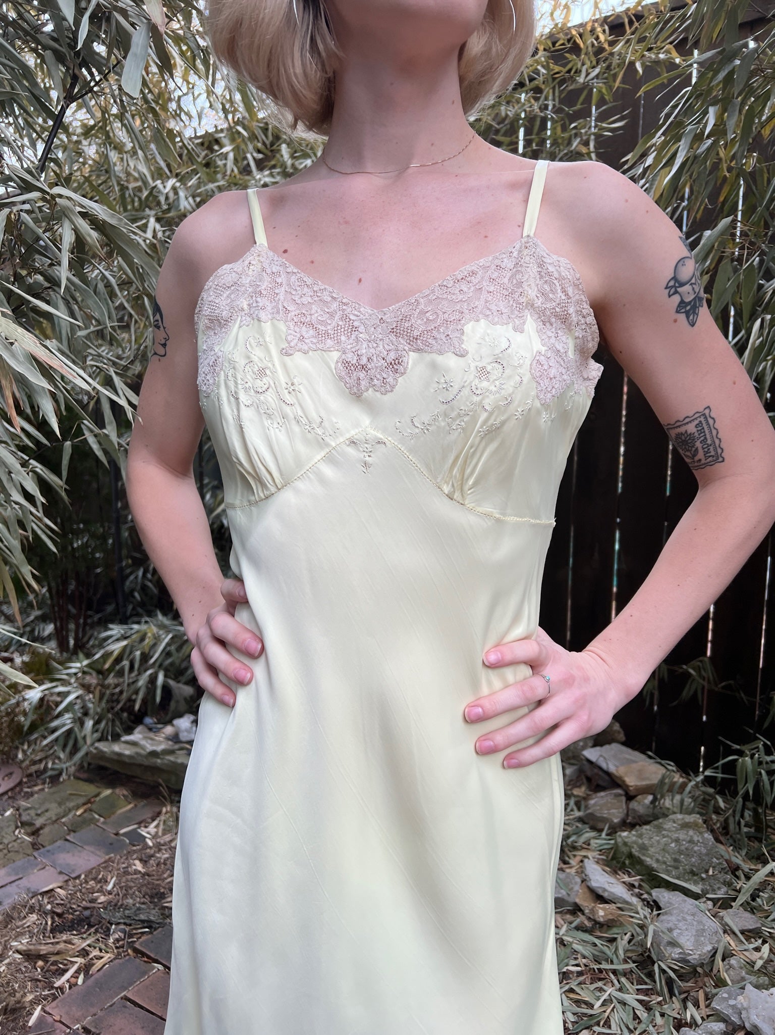 40s Yellow Satin Full Slip Dress Bias Cut L Elegance The Hip