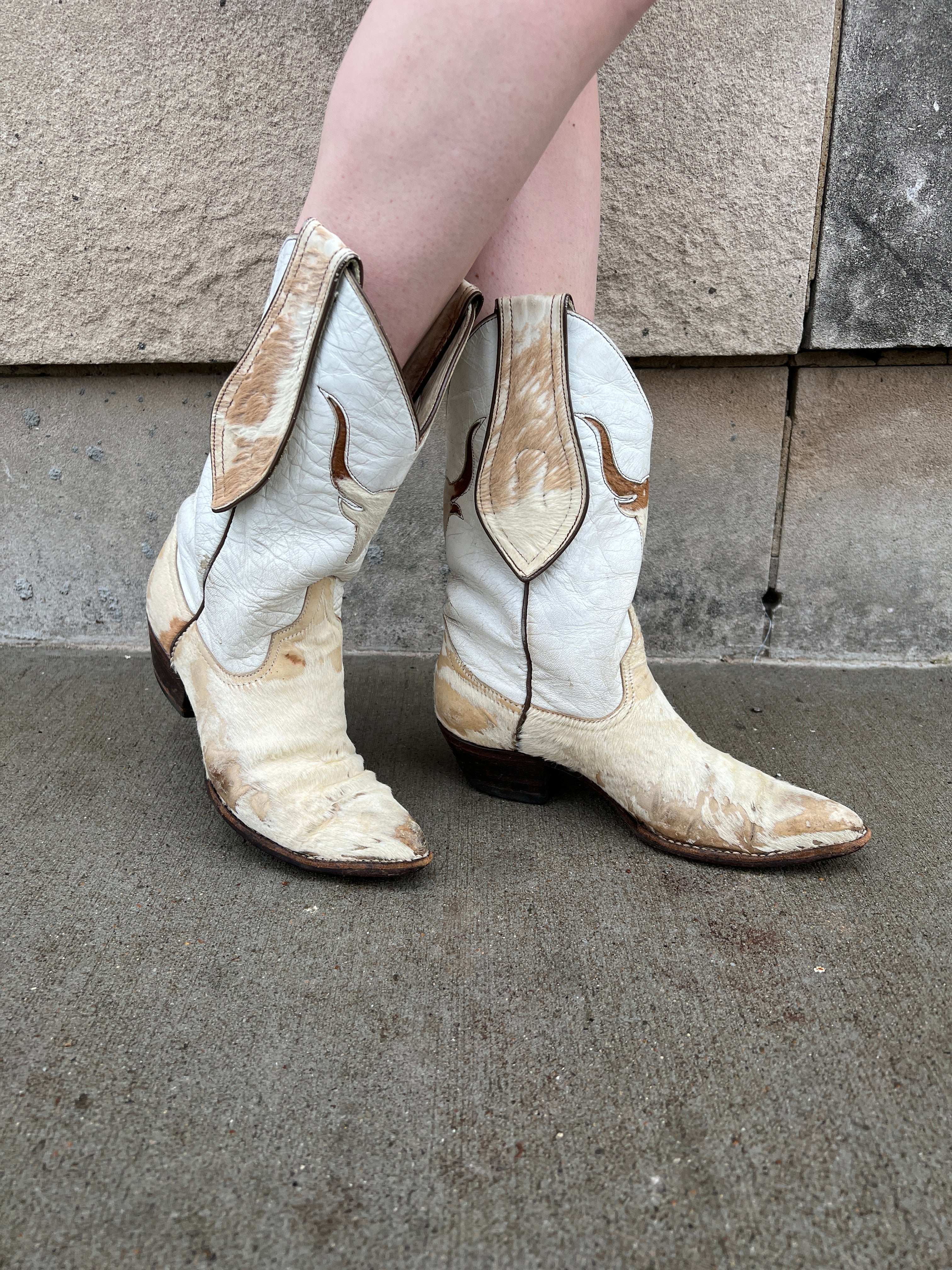 Vintage white hotsell cowboy boots