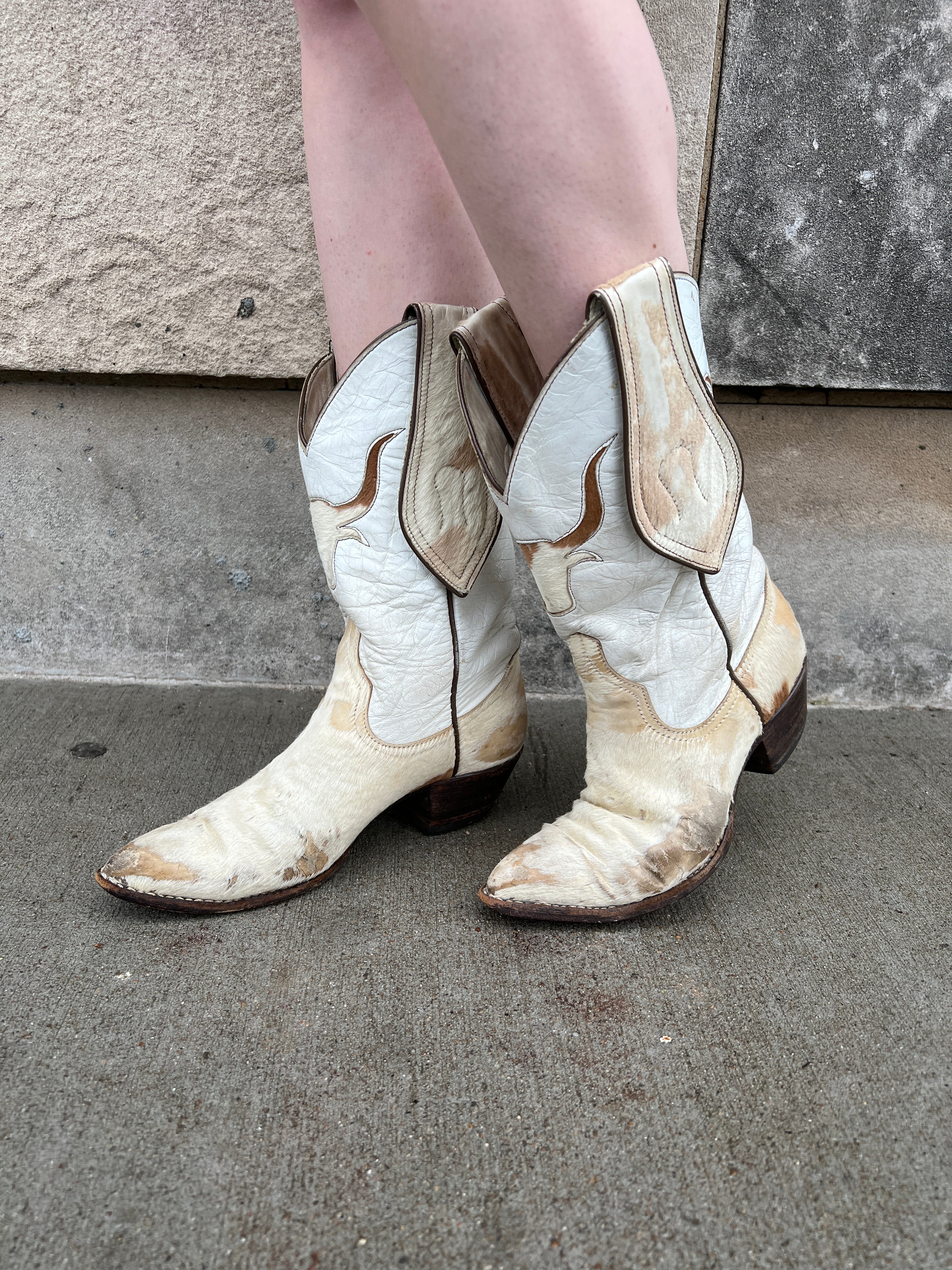 Used white hot sale cowboy boots