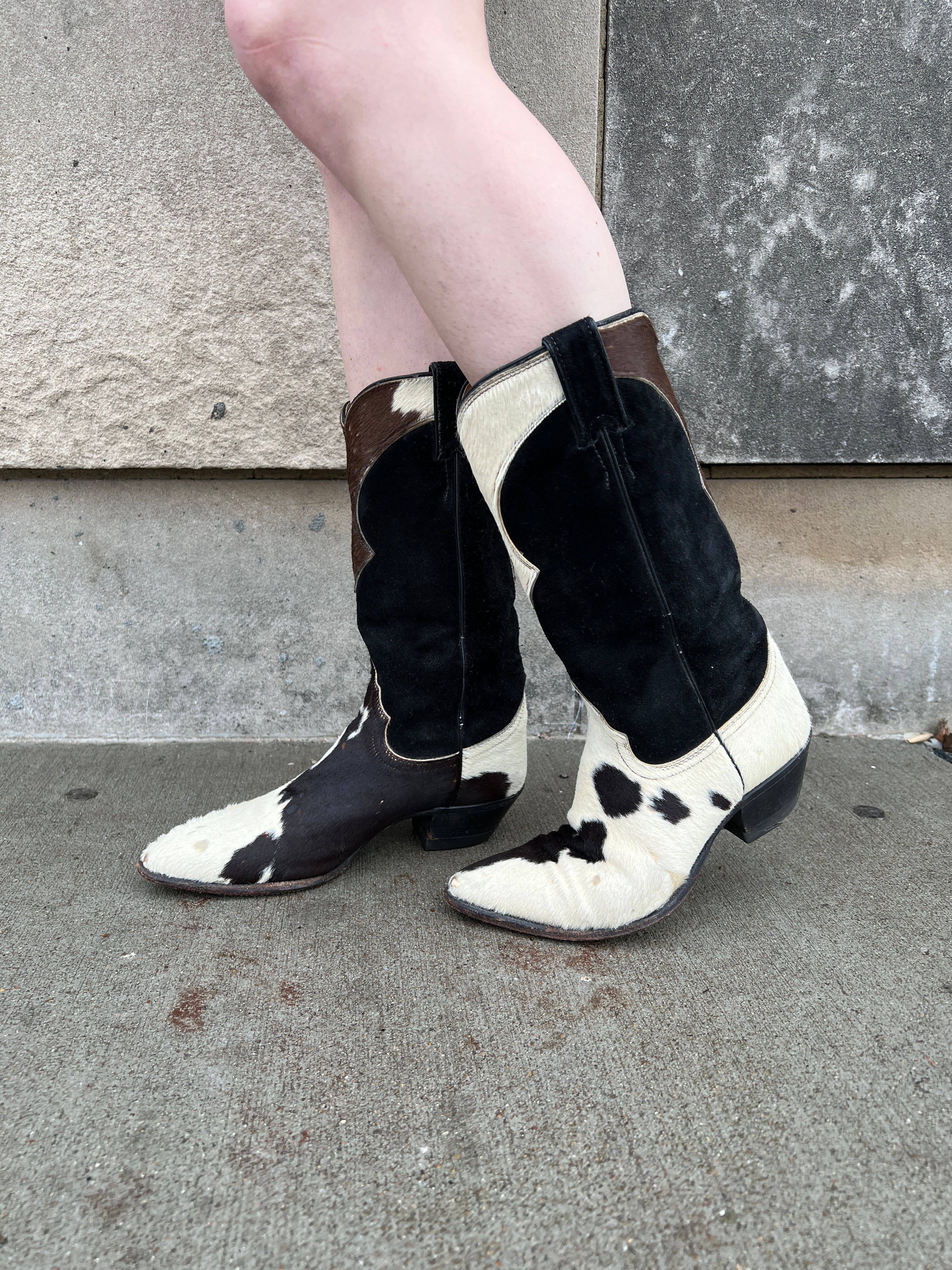 Black and clearance white cowboy boots