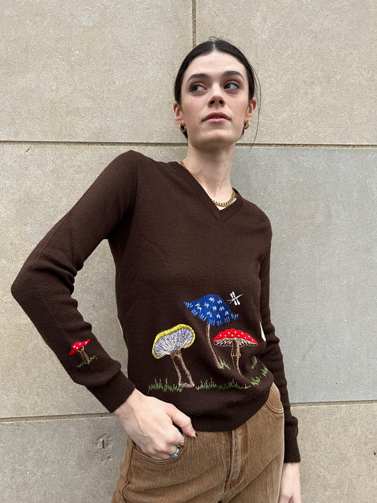 70s Brown Acrylic Sweater, Mushroom Appliqué, Cyn Les
