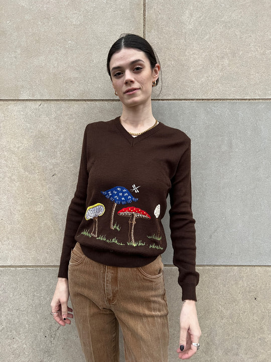 70s Brown Acrylic Sweater, Mushroom Appliqué, Cyn Les