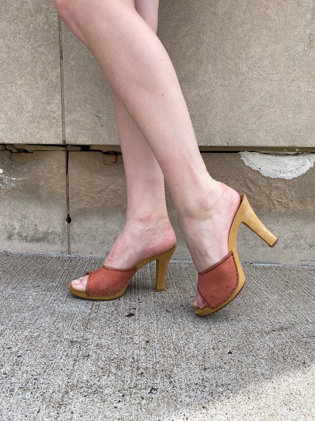 70s Pink Leather Mule Heel Shoes